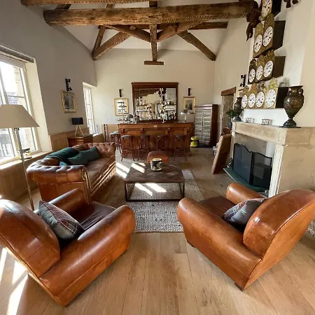 ベッド・アンド・ブレックファスト L'orangerie Neufchâteau