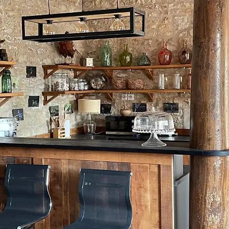 ベッド・アンド・ブレックファスト L'orangerie 4*