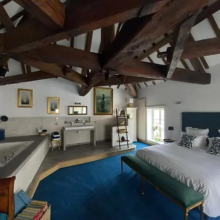 L'orangerie ベッド・アンド・ブレックファスト 4*