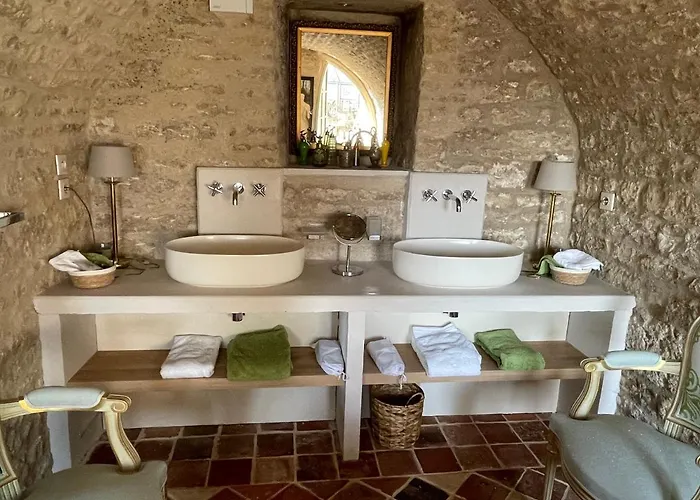 Alojamento de Acomodação e Pequeno-almoço L'orangerie 4*