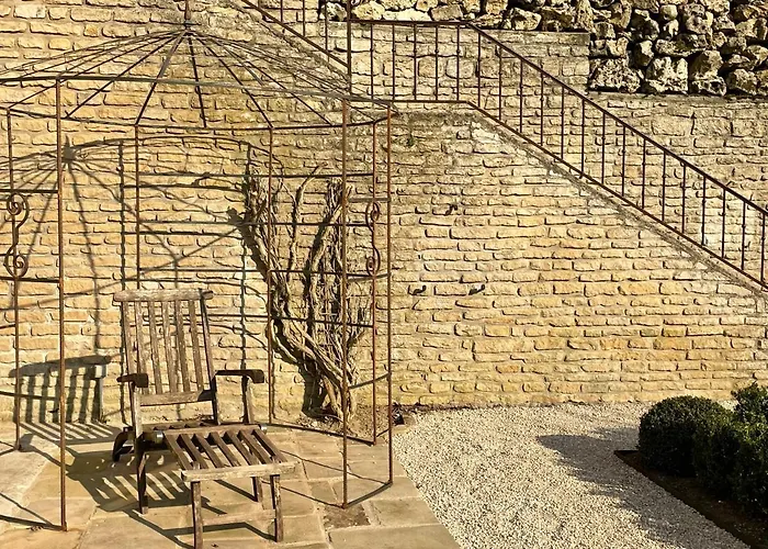 L'orangerie Bed & Breakfast Neufchâteau